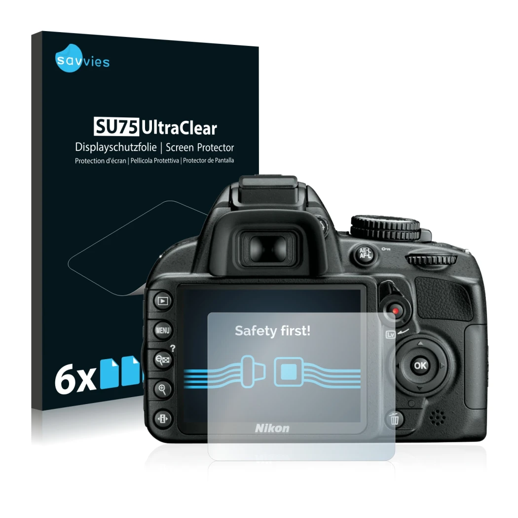 Front side of a product packaging with the brand logo Savvies. Next to it is the device Nikon D3100 shown with the correspondi
