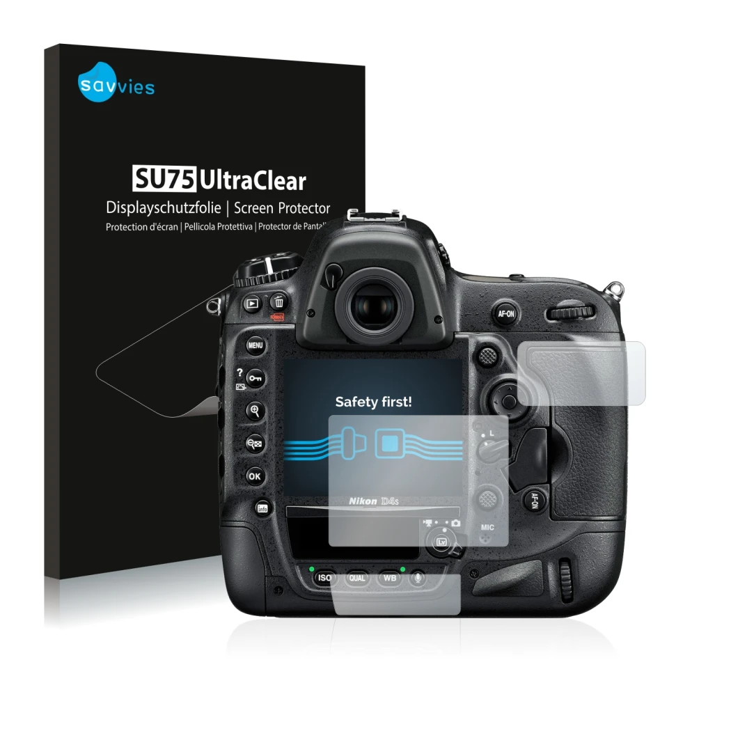Front side of a product packaging with the brand logo Savvies. Next to it is the device Nikon D4S shown with the corresponding