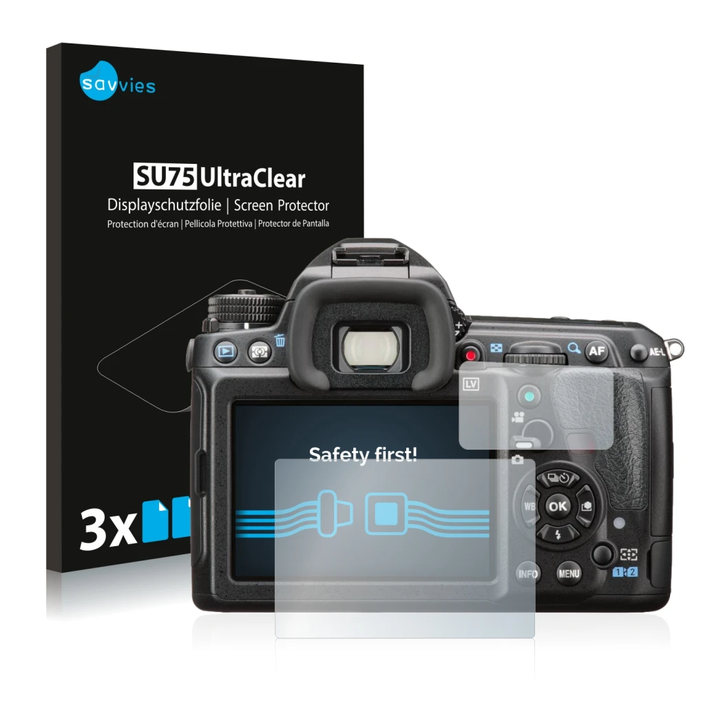 Front side of a product packaging with the brand logo Savvies. Next to it is the device Pentax K-3 II shown with the correspon