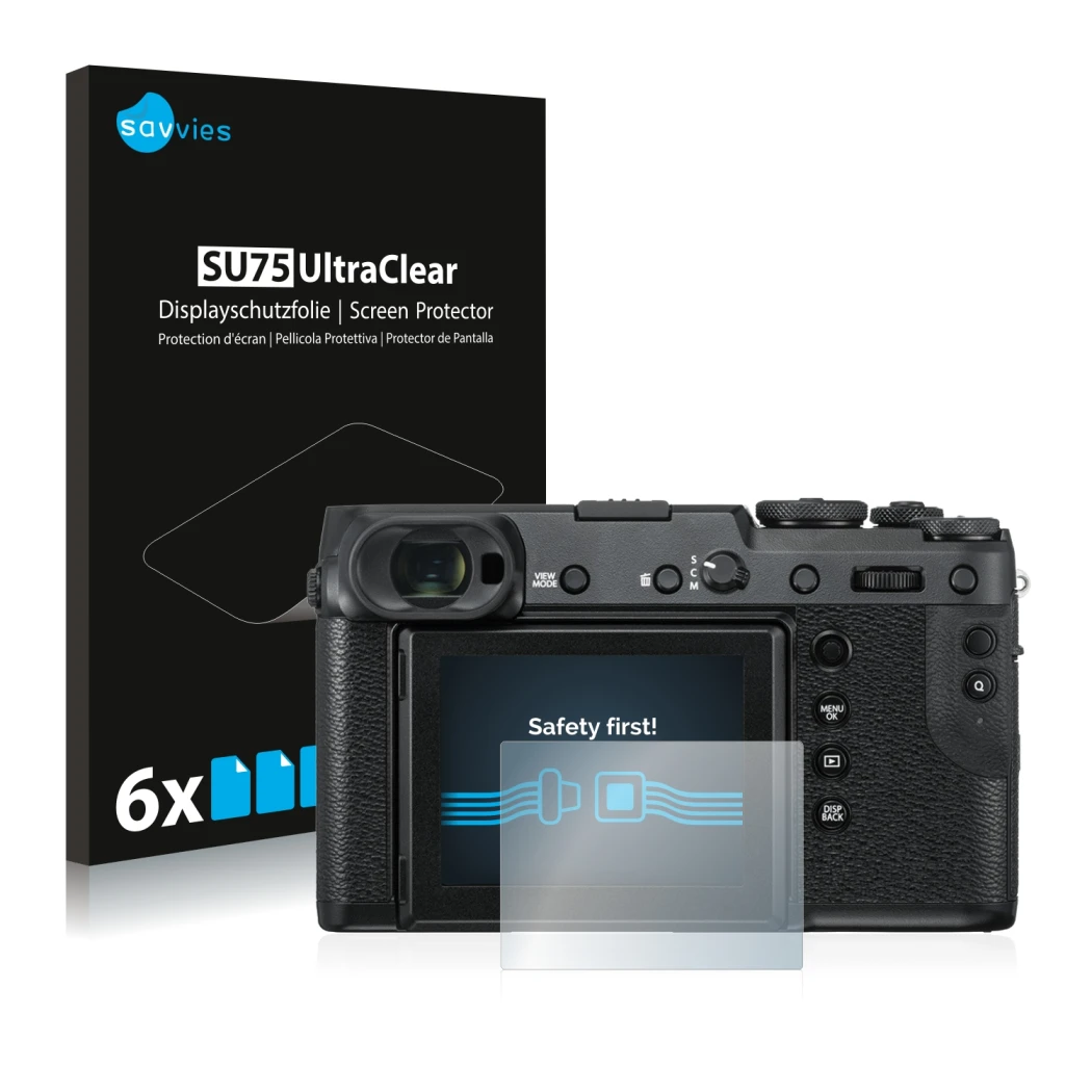 Front side of a product packaging with the brand logo Savvies. Next to it is the device Fujifilm GFX 50R shown with the corres