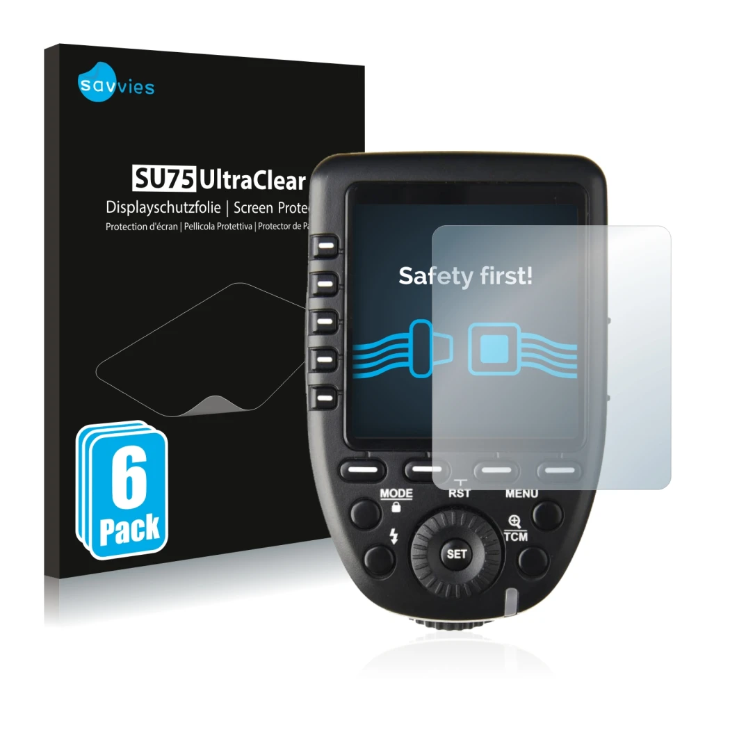Front side of a product packaging with the brand logo Savvies. Next to it is the device Godox XPro shown with the correspondin
