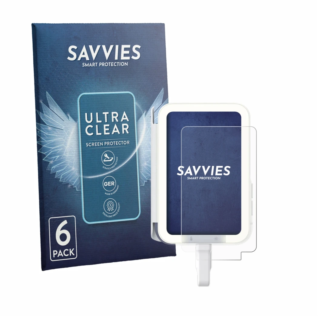 Front side of a product packaging with the brand logo Savvies. Next to it is the device Insta360 Snap shown with the correspon