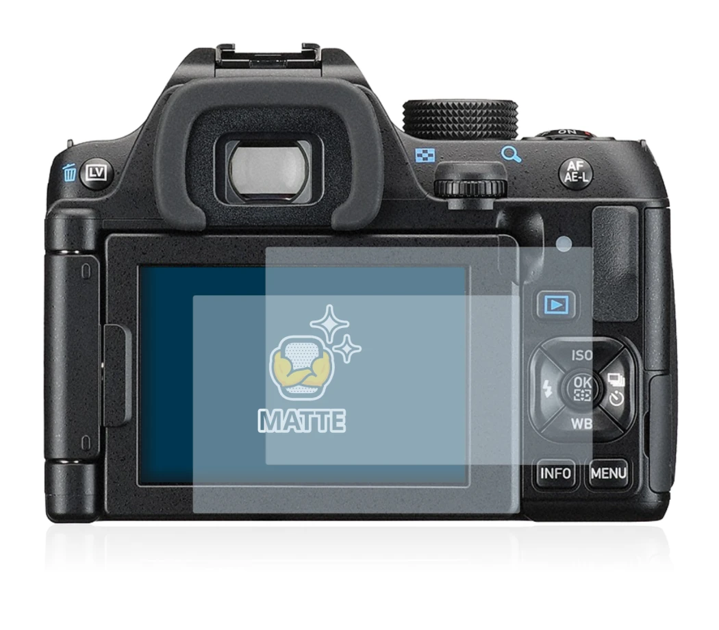 Image of the device Pentax K-70 with a wide variety of screen protectors.