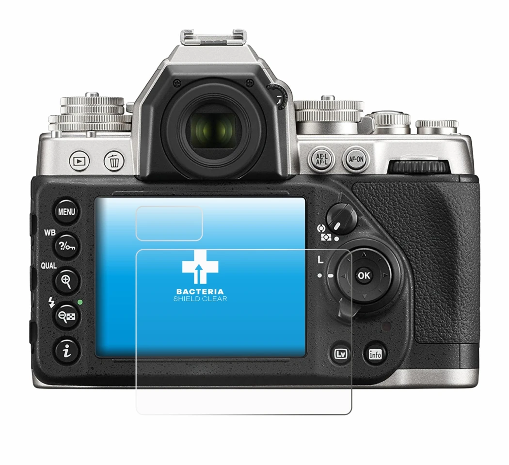 Image of the device Nikon Df with a wide variety of screen protectors.
