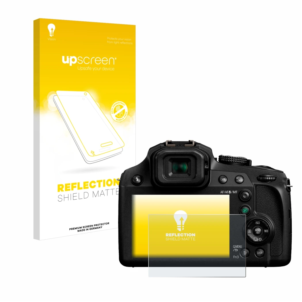Front side of a product packaging with the brand logo upscreen. Next to it is the device Panasonic Lumix DC-FZ82 shown with th