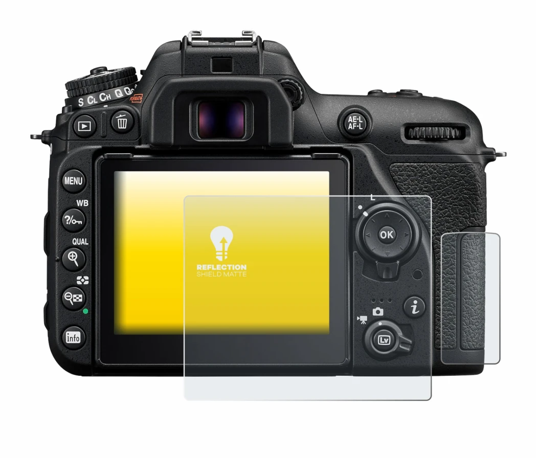 Image of the device Nikon D7500 with a wide variety of screen protectors.