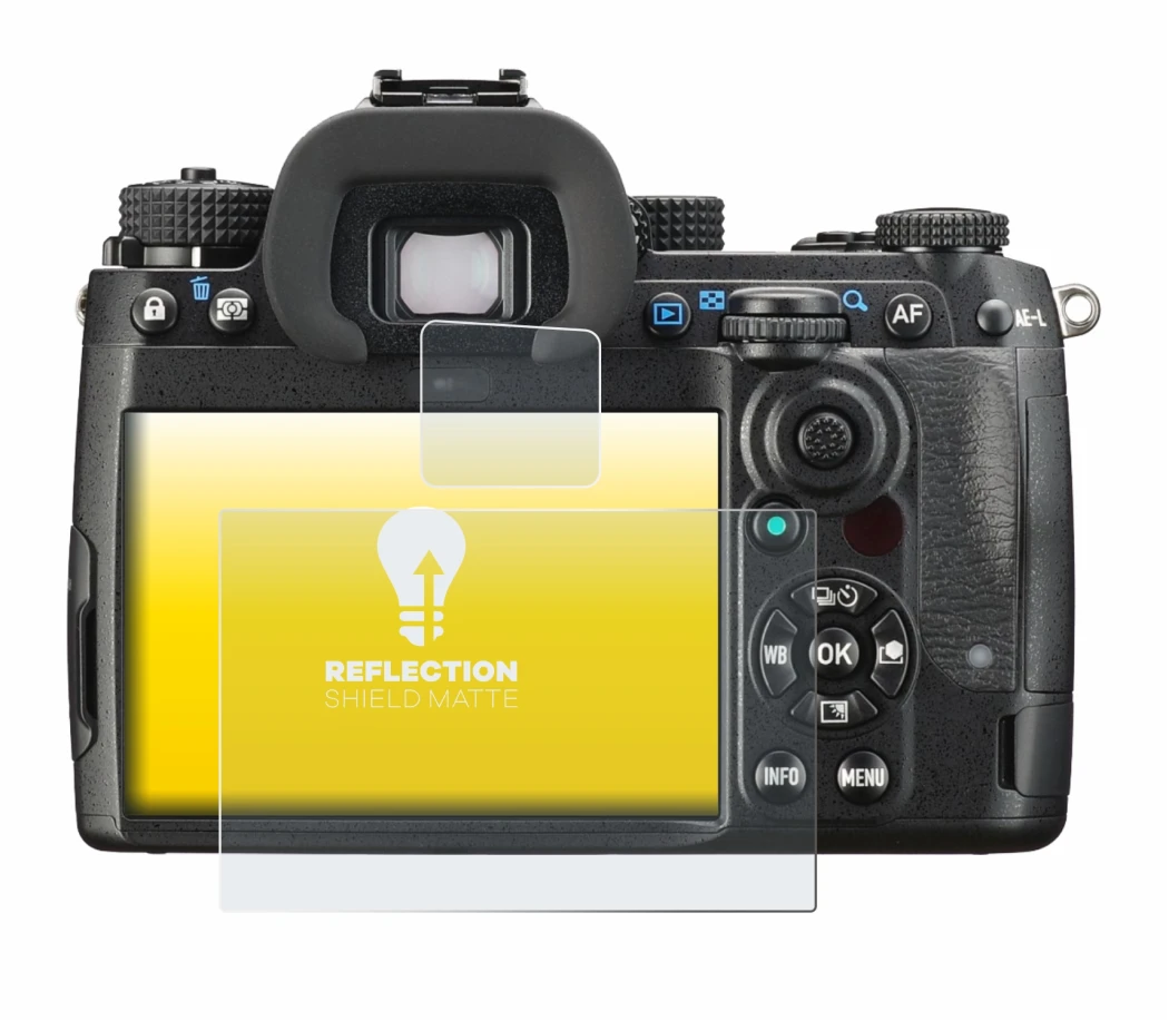 Image of the device Pentax K-3 Mark III with a wide variety of screen protectors.