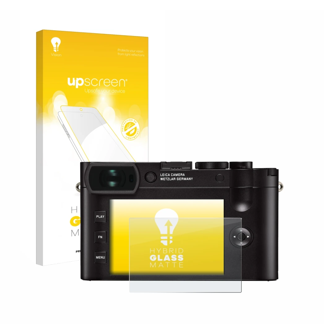 Front side of a product packaging with the brand logo upscreen. Next to it is the device Leica Q2 shown with the corresponding