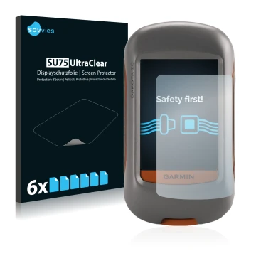 Front side of a product packaging with the brand logo Savvies. Next to it is the device Garmin Dakota 20 shown with the corres