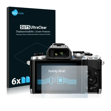 Front side of a product packaging with the brand logo Savvies. Next to it is the device Olympus OM-D E-M10 shown with the corr