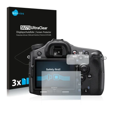 Front side of a product packaging with the brand logo Savvies. Next to it is the device Sony Alpha 77 II (SLT-A77 II) shown wi