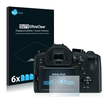 Front side of a product packaging with the brand logo Savvies. Next to it is the device Leica V-LUX (Typ 114) shown with the c