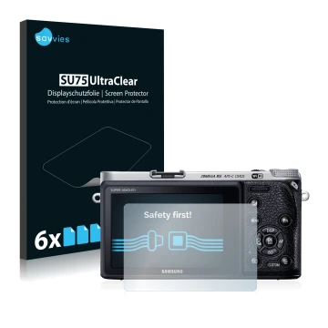 Front side of a product packaging with the brand logo Savvies. Next to it is the device Samsung NX500 shown with the correspon