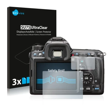 Front side of a product packaging with the brand logo Savvies. Next to it is the device Pentax K-3 II shown with the correspon