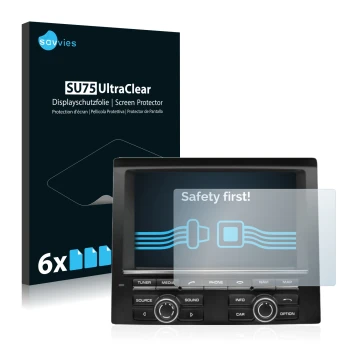 Front side of a product packaging with the brand logo Savvies. Next to it is the device Porsche PCM Macan 2015 shown with the 