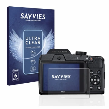 Front side of a product packaging with the brand logo Savvies. Next to it is the device Nikon Coolpix B500 shown with the corr