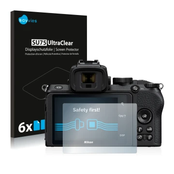 Front side of a product packaging with the brand logo Savvies. Next to it is the device Nikon Z 50 shown with the correspondin