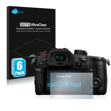 Front side of a product packaging with the brand logo Savvies. Next to it is the device Panasonic Lumix DC-GH5 II shown with t