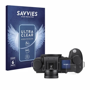 Front side of a product packaging with the brand logo Savvies. Next to it is the device Leica SL3-S (top plate display) shown 