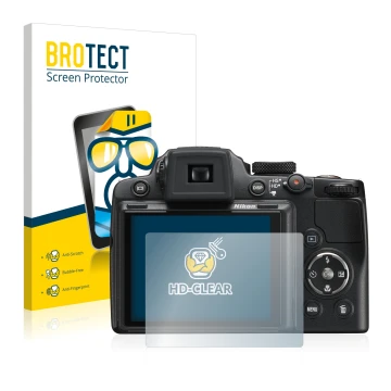 Front side of a product packaging with the brand logo BROTECT. Next to it is the device Nikon Coolpix P500 shown with the corr