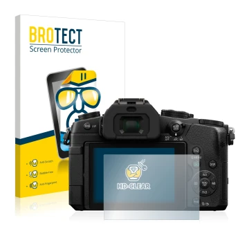 Front side of a product packaging with the brand logo BROTECT. Next to it is the device Panasonic Lumix DMC-G81 shown with the