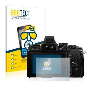 Front side of a product packaging with the brand logo BROTECT. Next to it is the device Olympus OM-D E-M1 shown with the corre