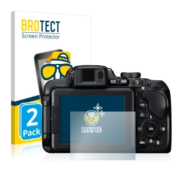 Front side of a product packaging with the brand logo BROTECT. Next to it is the device Nikon Coolpix B700 shown with the corr