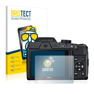 Front side of a product packaging with the brand logo BROTECT. Next to it is the device Nikon Coolpix B500 shown with the corr