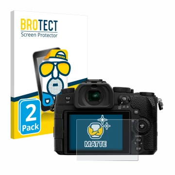 Front side of a product packaging with the brand logo BROTECT. Next to it is the device Panasonic Lumix DC-G91 shown with the 