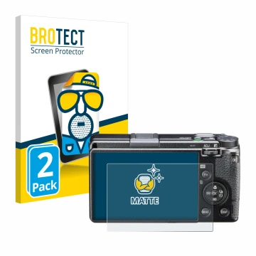 Front side of a product packaging with the brand logo BROTECT. Next to it is the device Ricoh GR III HDF shown with the corres