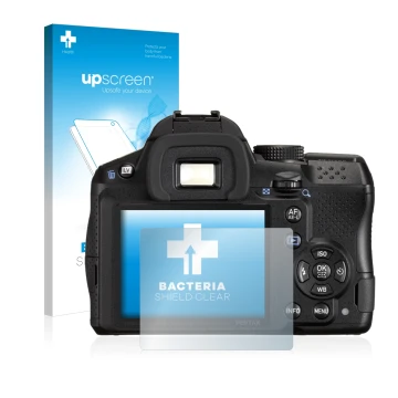 Front side of a product packaging with the brand logo upscreen. Next to it is the device Pentax K-30 shown with the correspond