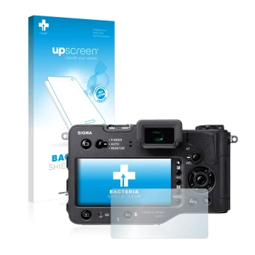 Front side of a product packaging with the brand logo upscreen. Next to it is the device Sigma SD Quattro H shown with the cor
