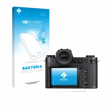 Front side of a product packaging with the brand logo upscreen. Next to it is the device Leica SL3-S shown with the correspond