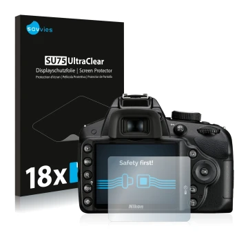 Front side of a product packaging with the brand logo Savvies. Next to it is the device Nikon D3200 shown with the correspondi