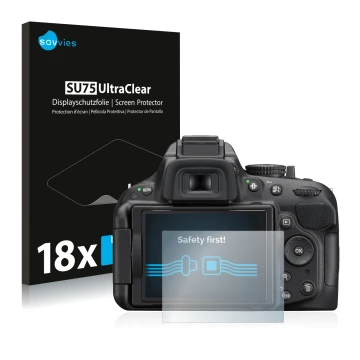 Front side of a product packaging with the brand logo Savvies. Next to it is the device Nikon D5200 shown with the correspondi