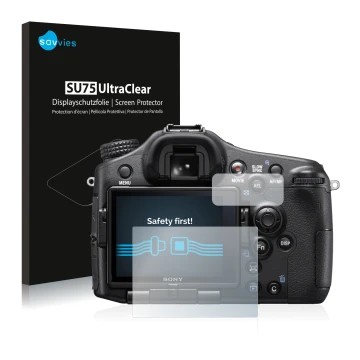 Front side of a product packaging with the brand logo Savvies. Next to it is the device Sony Alpha 77 II (SLT-A77 II) shown wi