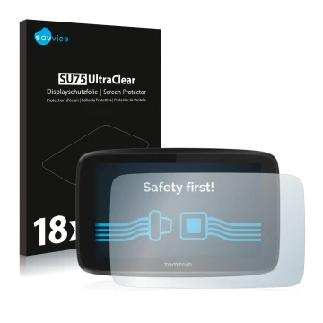 Front side of a product packaging with the brand logo Savvies. Next to it is the device TomTom GO 5200 shown with the correspo