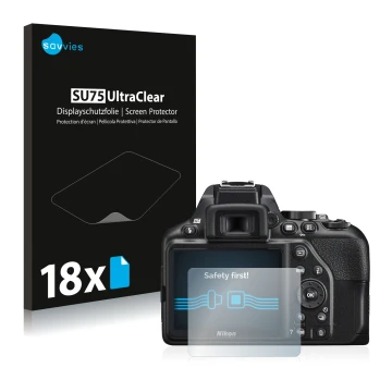 Front side of a product packaging with the brand logo Savvies. Next to it is the device Nikon D3500 shown with the correspondi