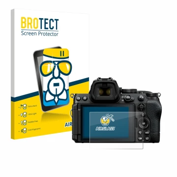 Front side of a product packaging with the brand logo BROTECT. Next to it is the device Nikon Z5 II shown with the correspondi