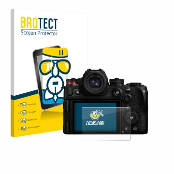 Front side of a product packaging with the brand logo BROTECT. Next to it is the device Panasonic Lumix DC-S1II shown with the