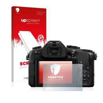Front side of a product packaging with the brand logo upscreen. Next to it is the device Panasonic Lumix DMC-G81 shown with th