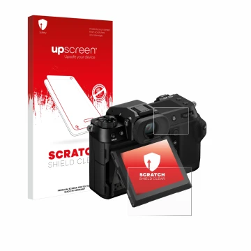Front side of a product packaging with the brand logo upscreen. Next to it is the device Fujifilm GFX100S II (Display + top pl