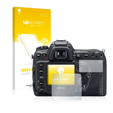 Front side of a product packaging with the brand logo upscreen. Next to it is the device Nikon D200 shown with the correspondi