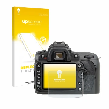 Front side of a product packaging with the brand logo upscreen. Next to it is the device Nikon D90 shown with the correspondin