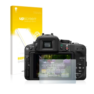 Front side of a product packaging with the brand logo upscreen. Next to it is the device Panasonic Lumix DMC-G3 shown with the
