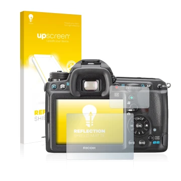 Front side of a product packaging with the brand logo upscreen. Next to it is the device Pentax K3, K-3 shown with the corresp