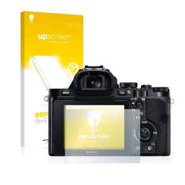 Front side of a product packaging with the brand logo upscreen. Next to it is the device Sony Alpha 7S shown with the correspo