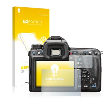 Front side of a product packaging with the brand logo upscreen. Next to it is the device Pentax K-3 II shown with the correspo