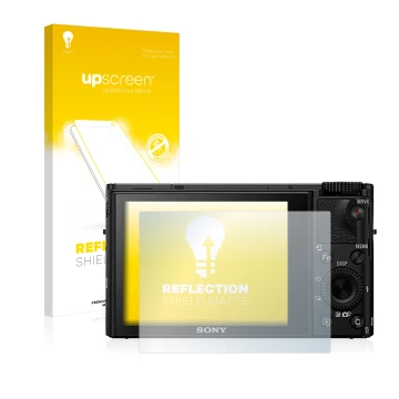 Front side of a product packaging with the brand logo upscreen. Next to it is the device Sony Cyber-Shot DSC-RX100 IV shown wi