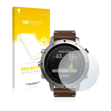 Front side of a product packaging with the brand logo upscreen. Next to it is the device Garmin Fenix Chronos shown with the c